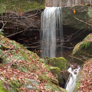Hocking Hills Rockbridge Sate Nature Preserve waterfall
