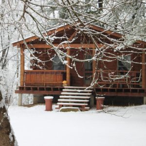 Cozy Winter Cabin Rental Ohio